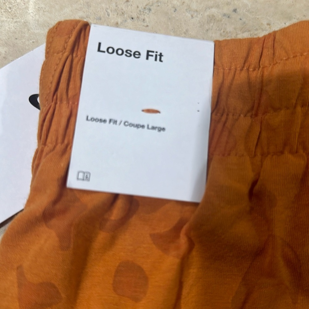 Nike‎ Girls Dri Fit Breezy High Waisted Training Shorts FB1095 815 NWT Size M - Picture 4 of 4